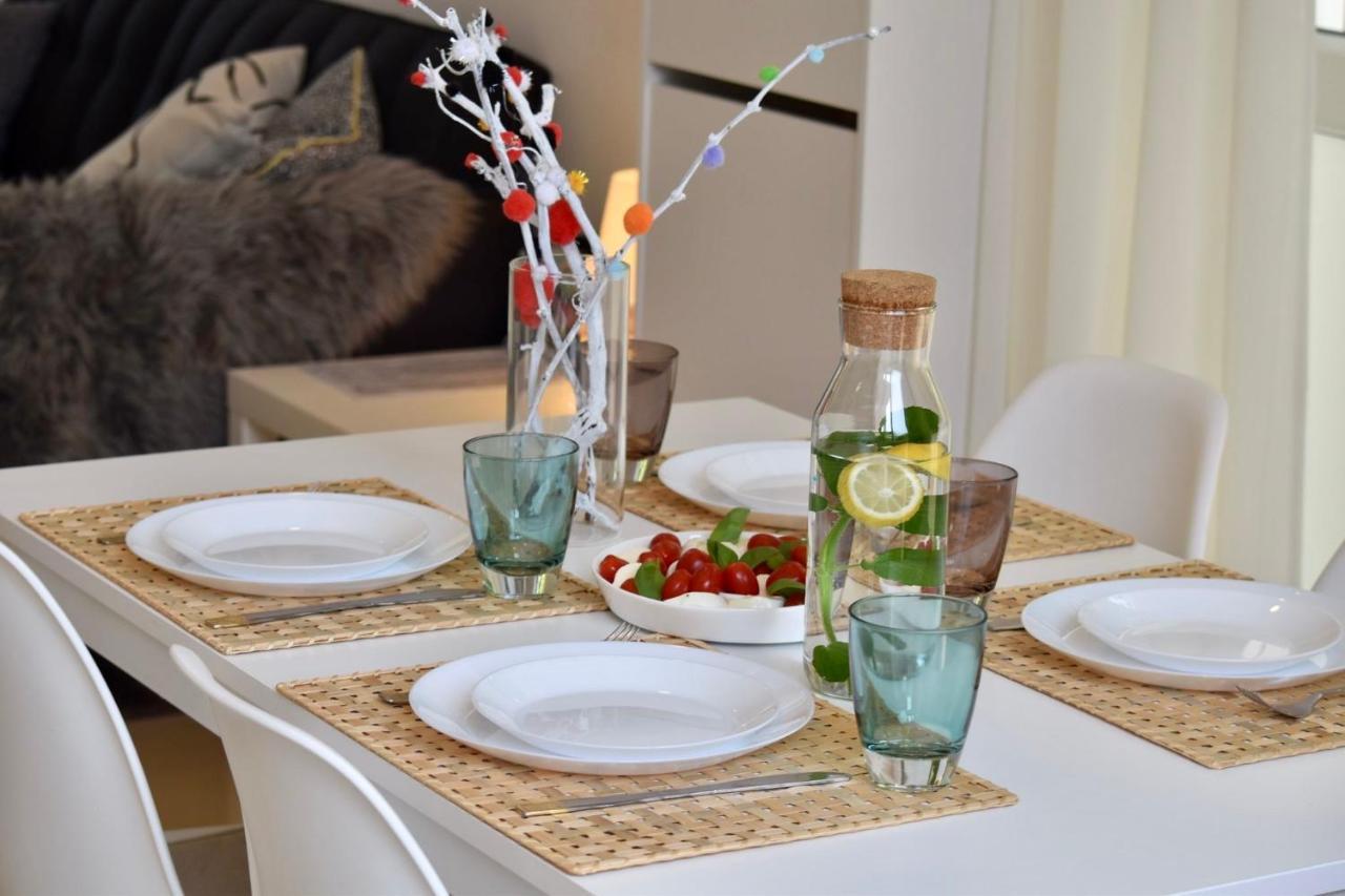 Studio Apartment Stazion With Free Parking بازين المظهر الخارجي الصورة
